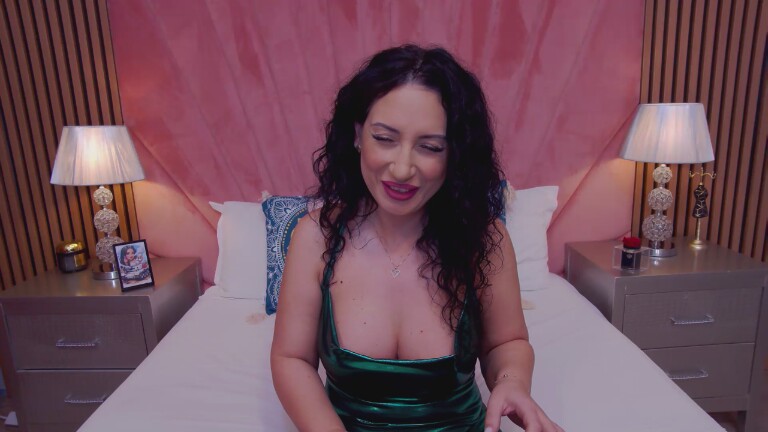 BeckyShine's Streamate show and profile