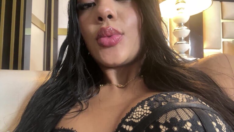 AnnieMilan's Streamate show and profile