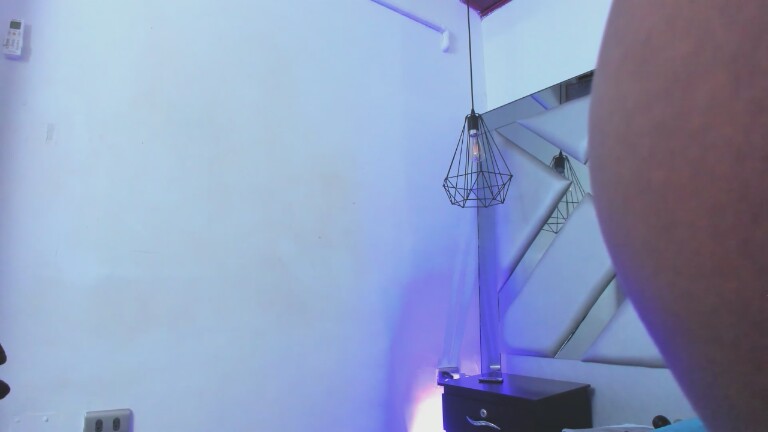 LorennHill's Streamate show and profile