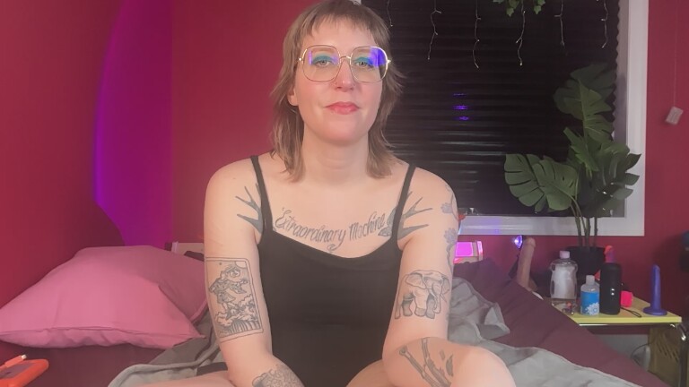 xoxoaliaquinn's Streamate show and profile
