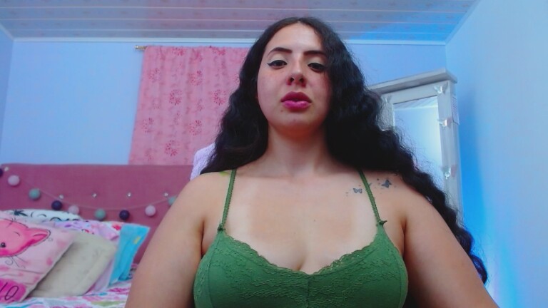 AliceeSiimpson's Streamate show and profile