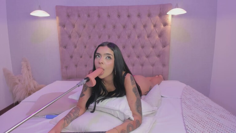 Alicia_Evans's Streamate show and profile