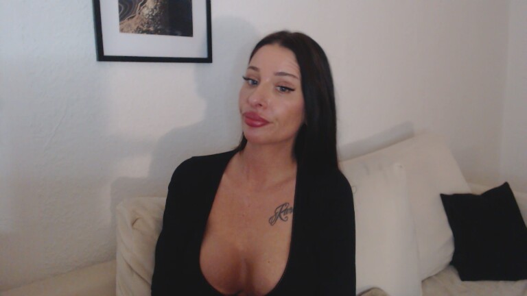 shanalove's Streamate show and profile