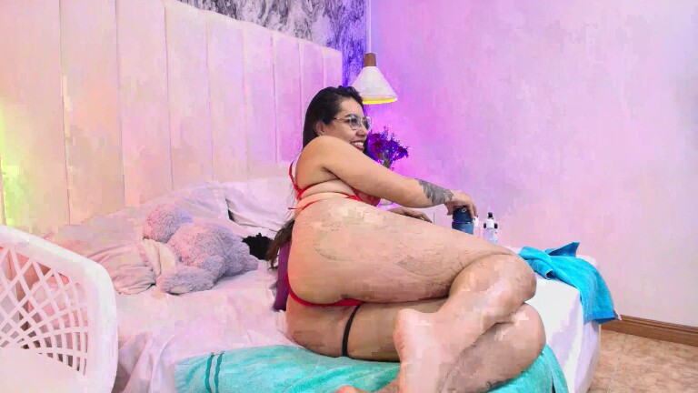 Tessalove_606's Streamate show and profile