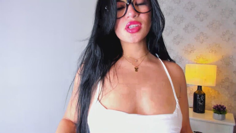 MayaWiills's Streamate show and profile