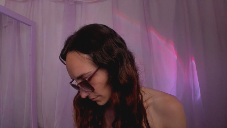 liahilton's Streamate show and profile