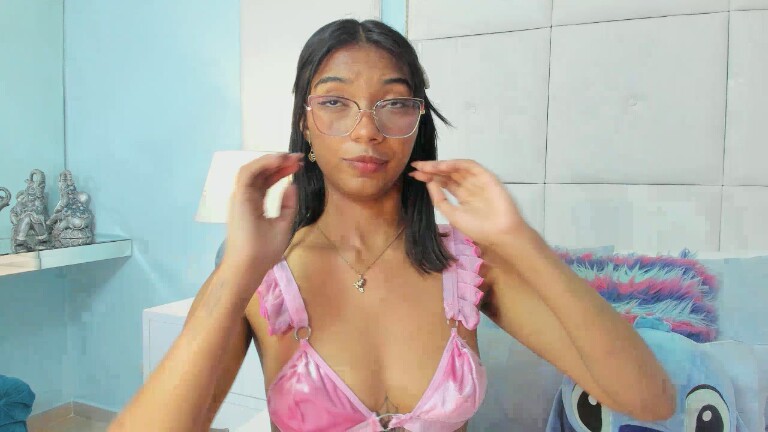 SidneyLovee's Streamate show and profile