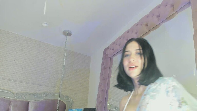 AlejandraLee's Streamate show and profile