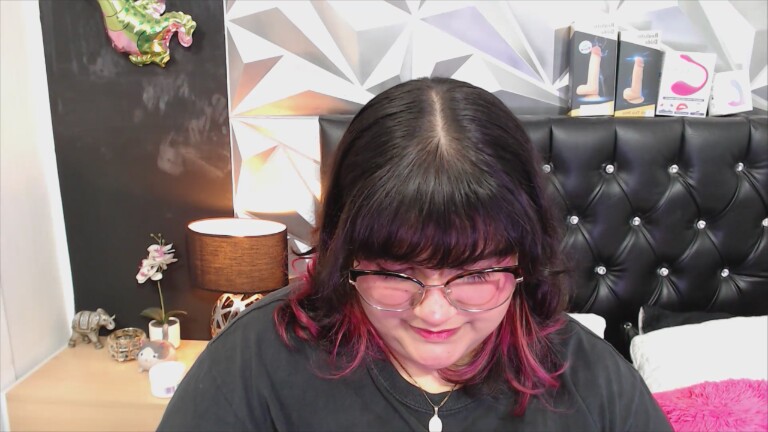 EmmaLush's Streamate show and profile