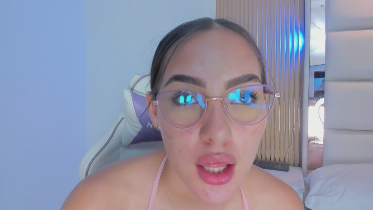 Greta_Petite's Streamate show and profile