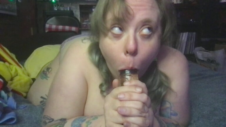 SleazeLouize's Streamate show and profile