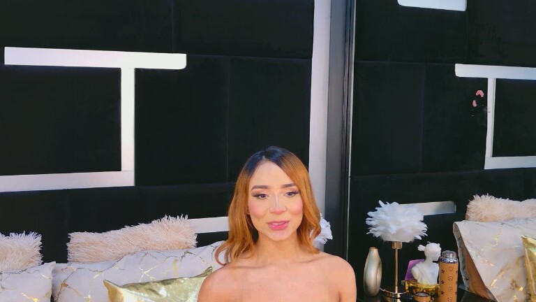 AlanaFerrara's Streamate show and profile