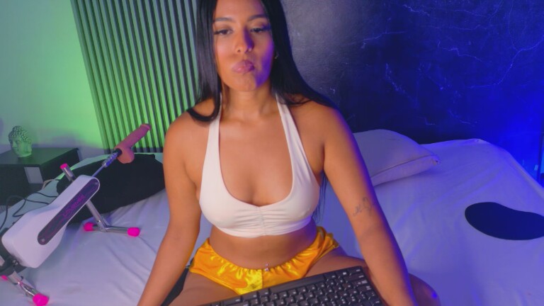 Gaaia_21's Streamate show and profile