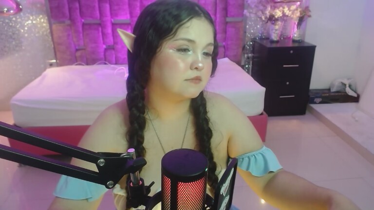 ShylySweet18's Streamate show and profile