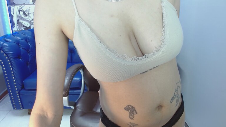 Sasha_Venom's Streamate show and profile