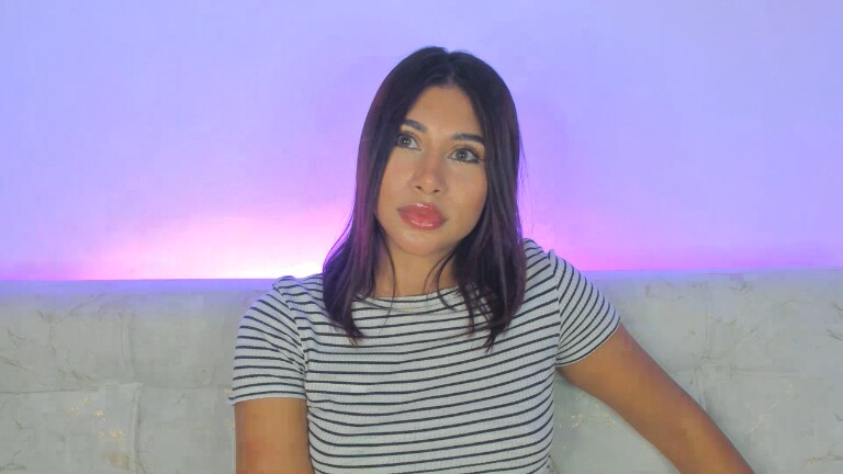 GABRIELAROSI's Streamate show and profile