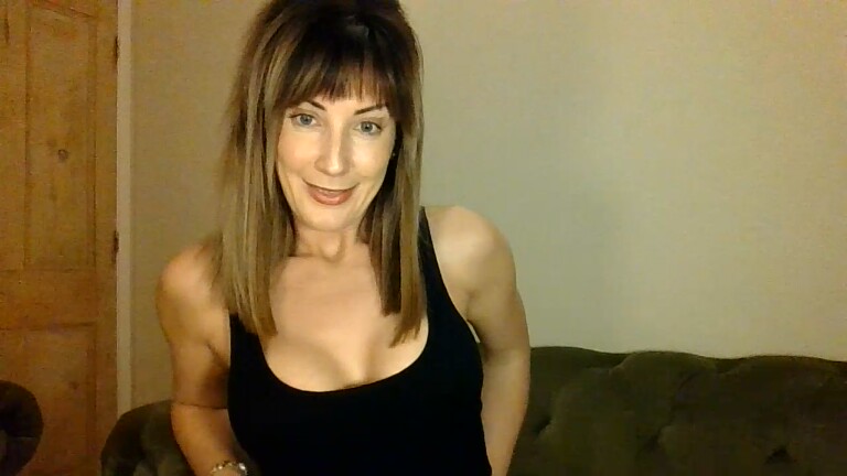 JoanieOakley21's Streamate show and profile