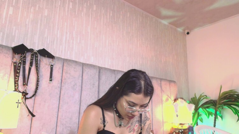 Tessalove_606's Streamate show and profile