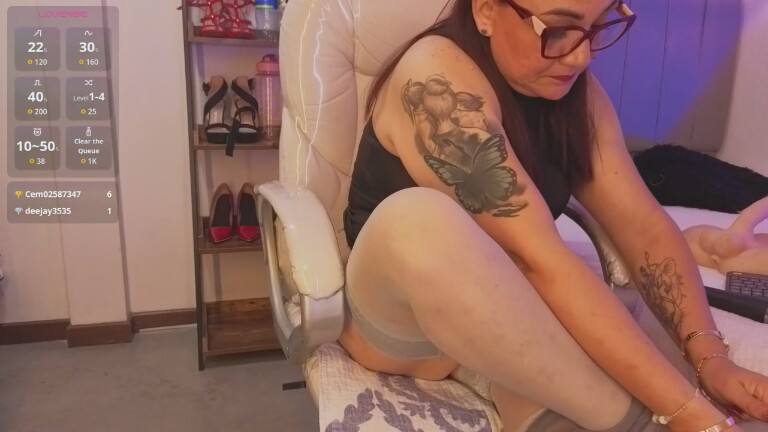 Mature_Veronica's Streamate show and profile