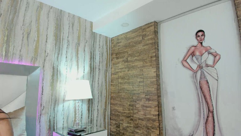 SabrinnaJonnes's Streamate show and profile