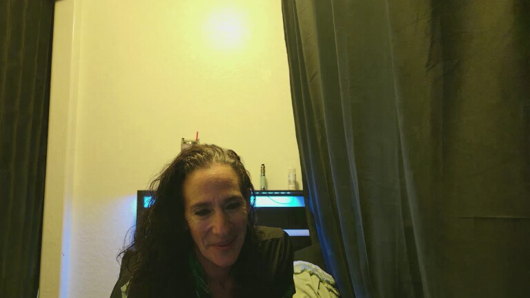 KickassMILF's Streamate show and profile