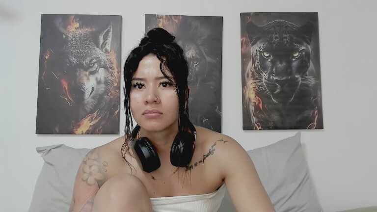 AngelMartins's Streamate show and profile