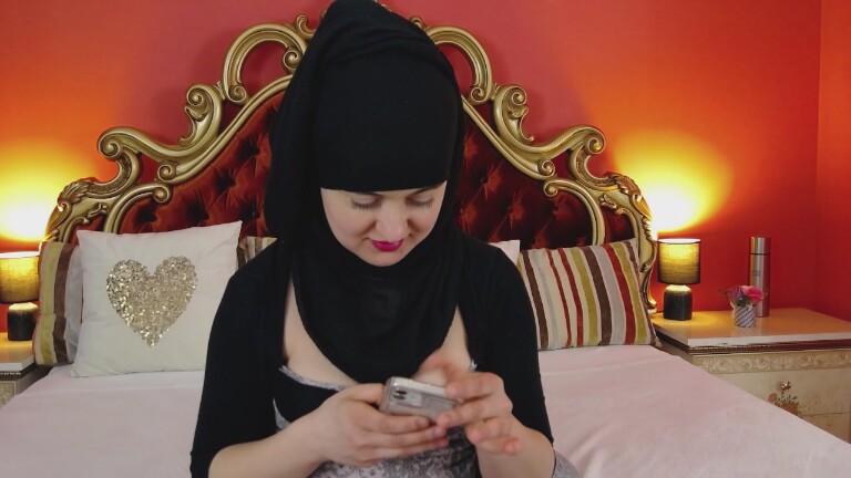 ANNALYAx's Streamate show and profile