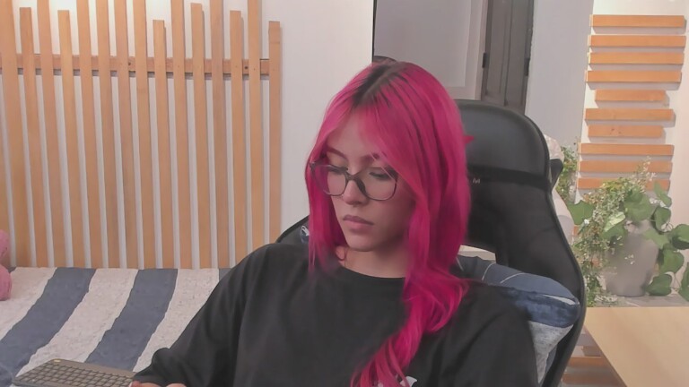 KristensClark's Streamate show and profile