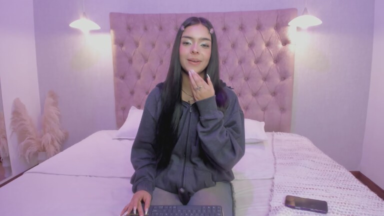 Alicia_Evans's Streamate show and profile