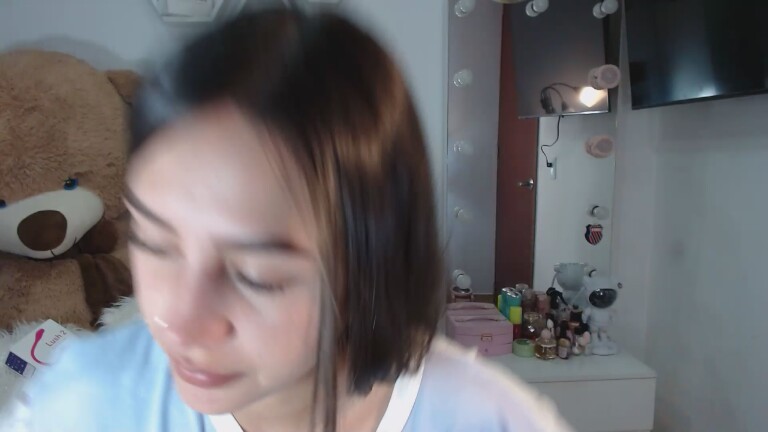 IsabellaSaenz's Streamate show and profile