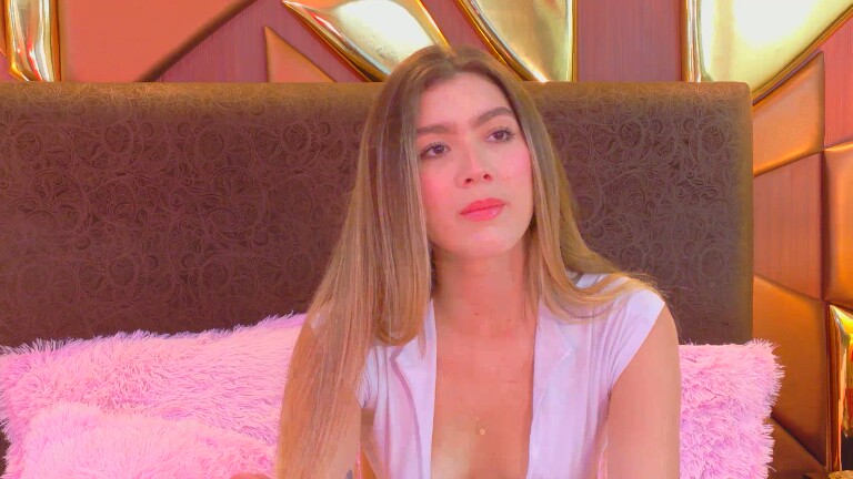 LauraFord's Streamate show and profile