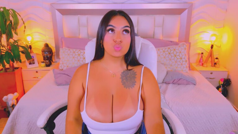 MartinaPiero's Streamate show and profile