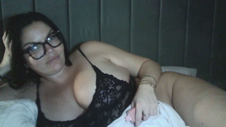 Ruby_CrystalX's Streamate show and profile