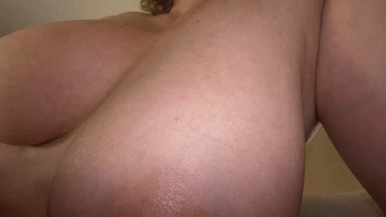 NaughtiestGal's Streamate show and profile