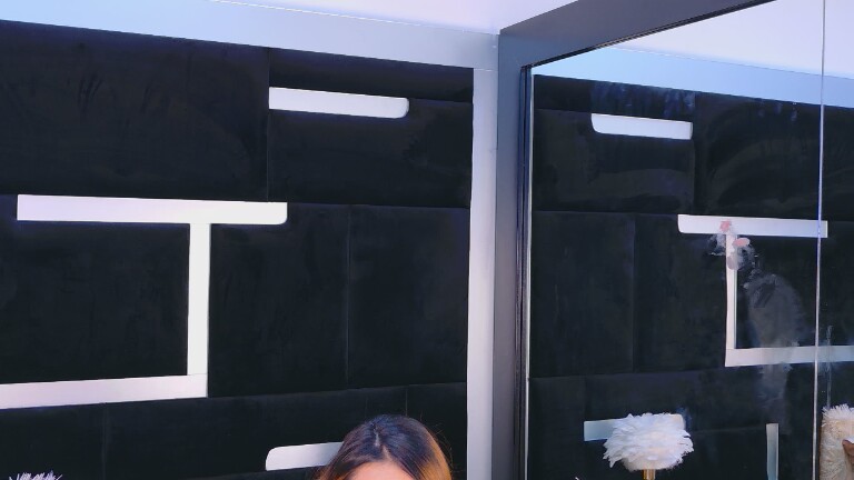 AlanaFerrara's Streamate show and profile